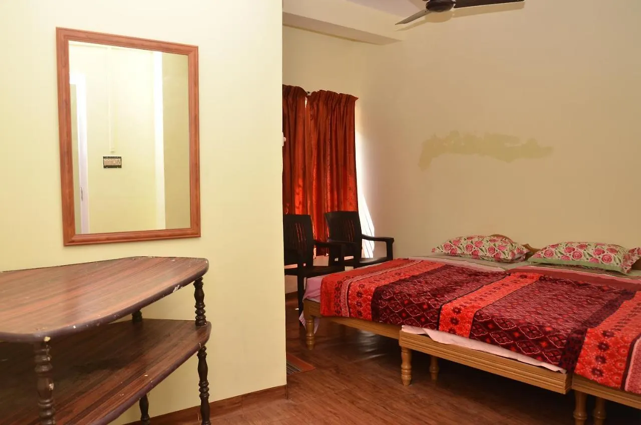 Hotel Munnar Central India